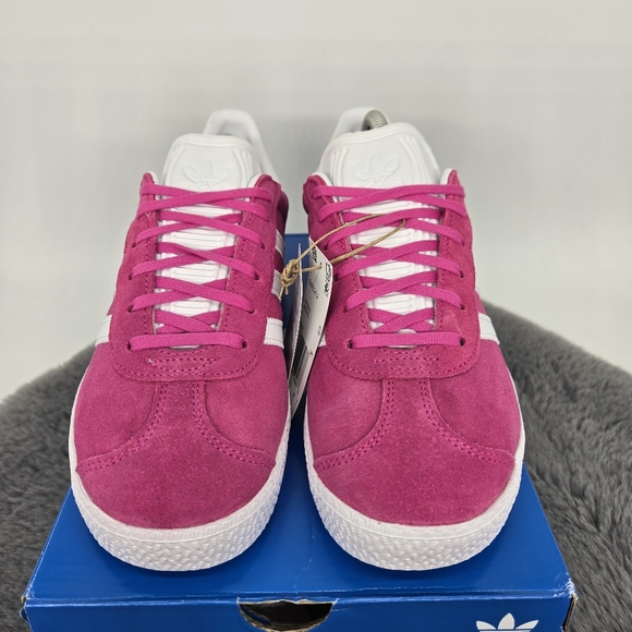 New adidas Gazelle Semi Lucid Fuchsia Cloud White Kids Shoes Size 6.5 - Picture 2 of 8